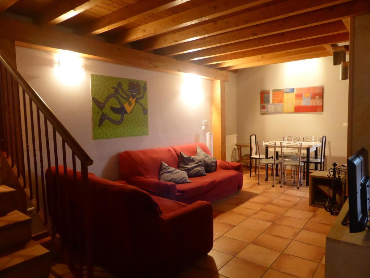 Una Casa Con Vistas En Pobes Екстериор снимка