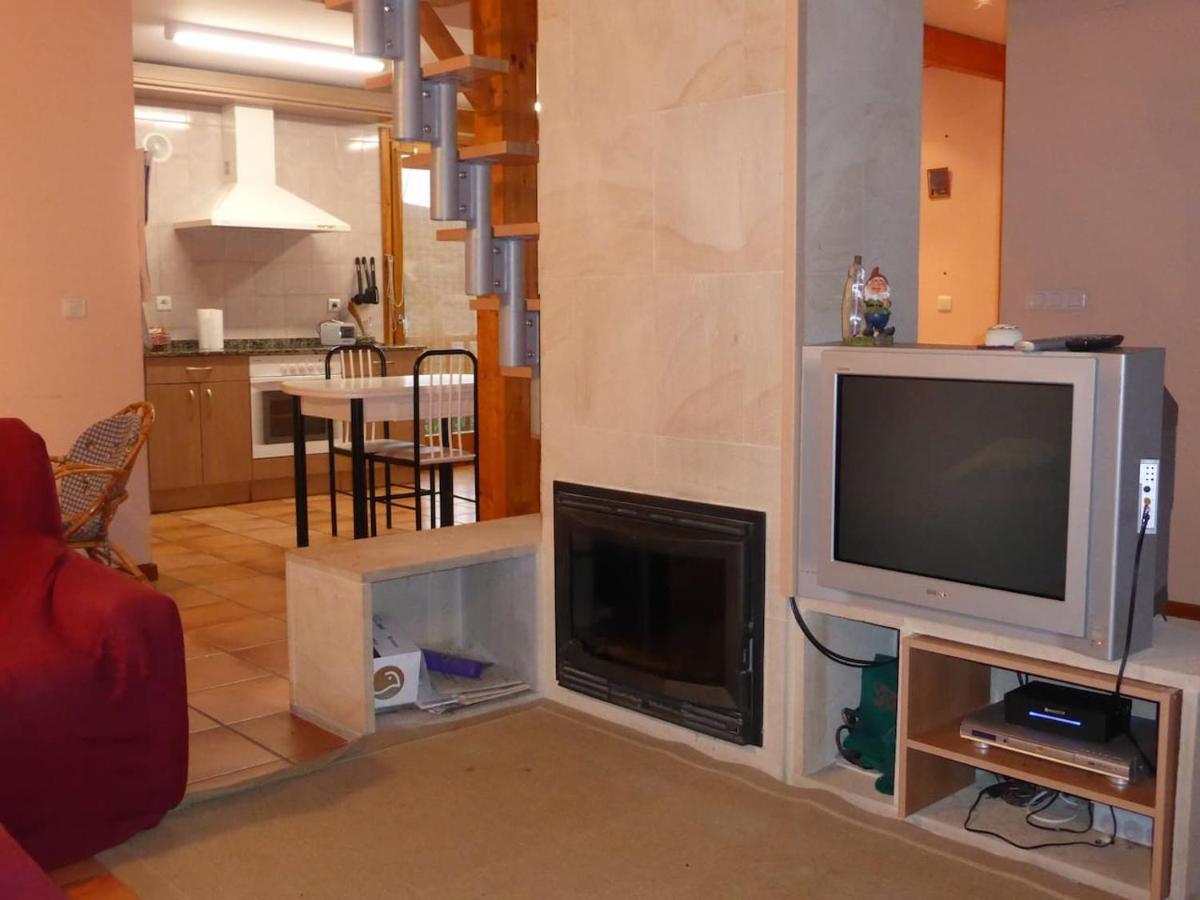 Una Casa Con Vistas En Pobes Екстериор снимка