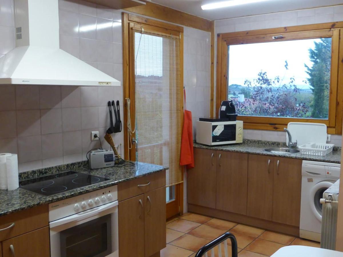 Una Casa Con Vistas En Pobes Екстериор снимка